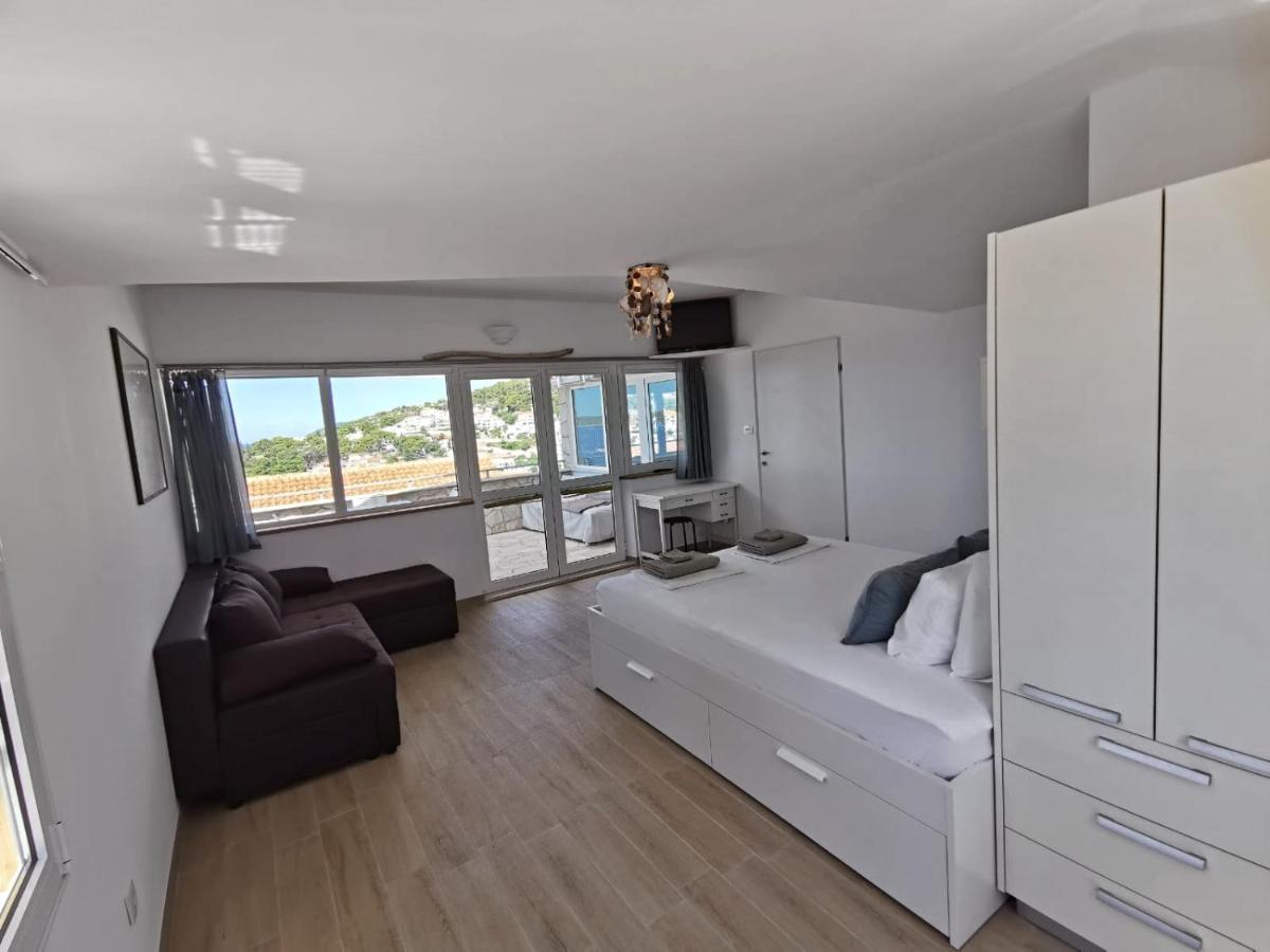 Spectacular Penthouse Suite In Hvar Centre Hvar Town Exterior photo